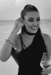 Rhea - ait Kullan�c� Resmi (Avatar)